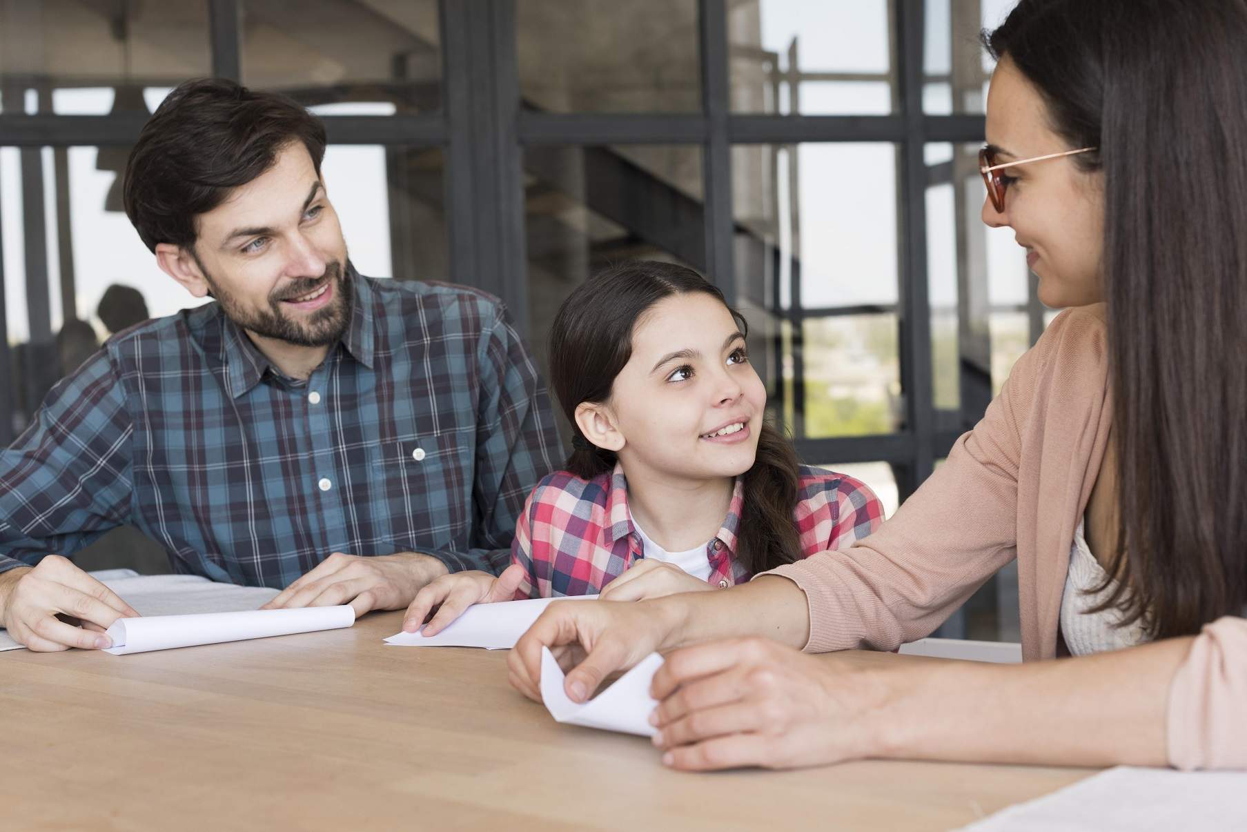 Family and Children Law: The Indispensable Role of Human Lawyers in the Age of AI