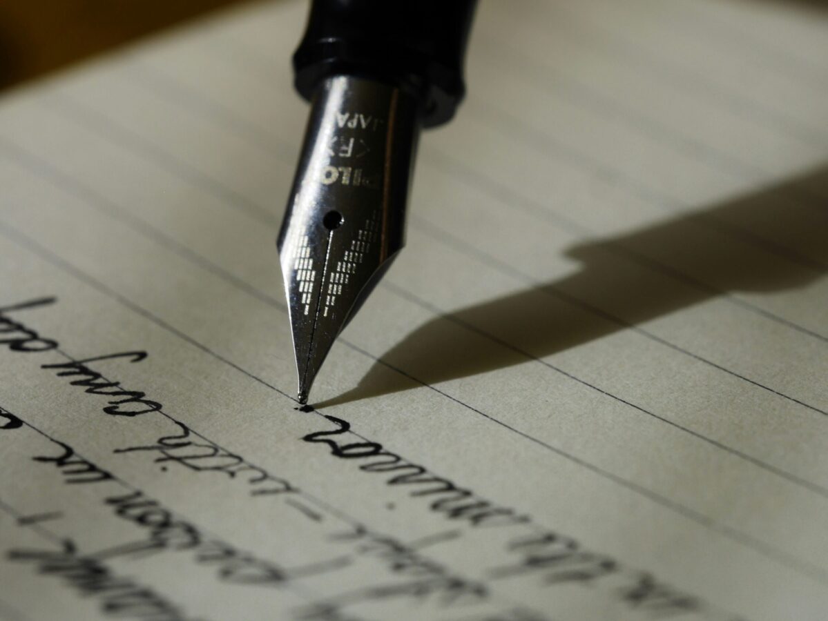 aaron-burden-y02jEX_B0O0-unsplash - 360 Law Services Wills & Probate: Planning for the future